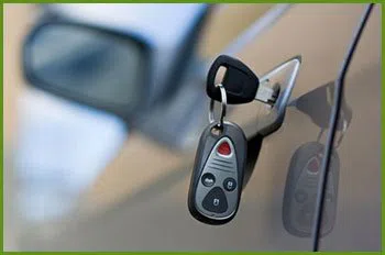 Neighborhood Locksmith Services Vancouver, WA 360-526-4631 - 18-car-unlock