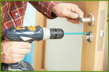 Neighborhood Locksmith Services Vancouver, WA 360-526-4631 - 6-lock-installation
